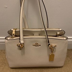 Coach Etta Carryall in Chalk